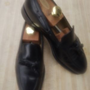 Johnston & Murphy  Black Tassel Slipon Loafer Size 12D/B